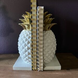 Pineapple Book Ends